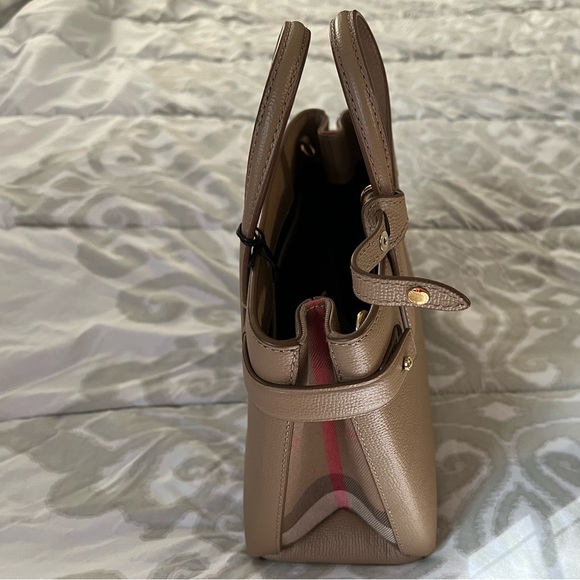 NWT Burberry banner small tote camel color - Picture 2 of 8